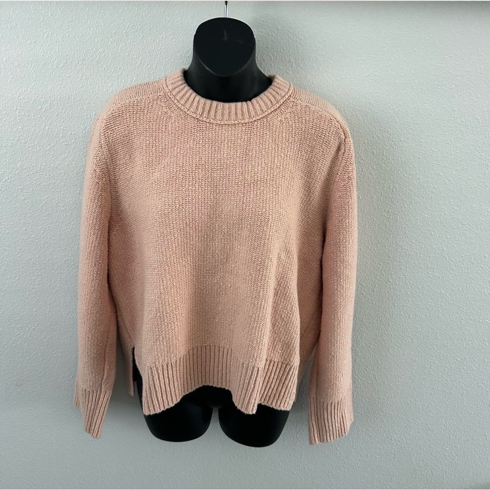 Abercrombie & Fitch Blush Crew Neck Sweater